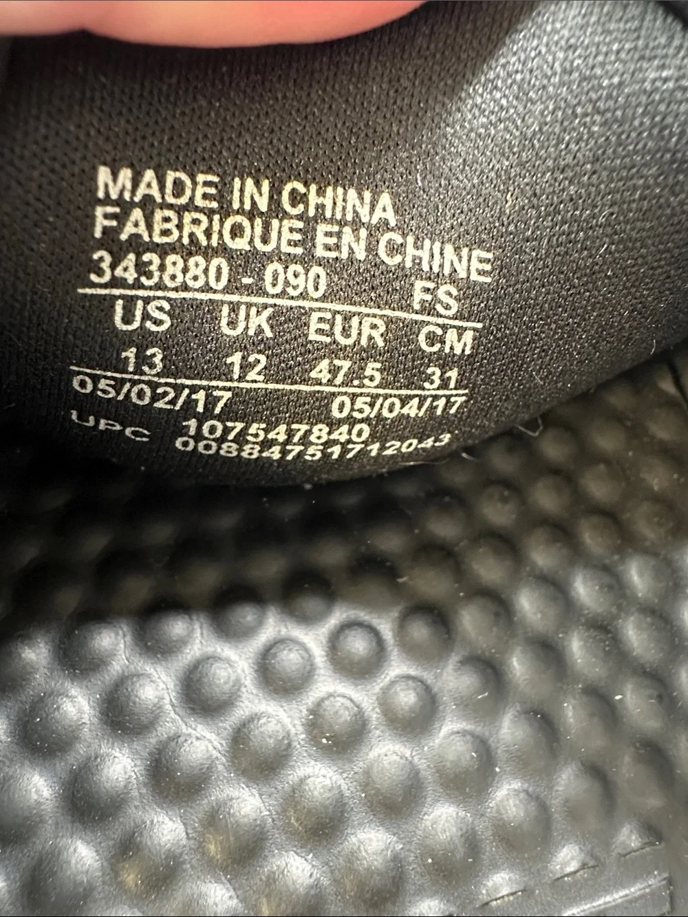 Nike Men’s Black Slides Sandals  Flip Flops Size 13
